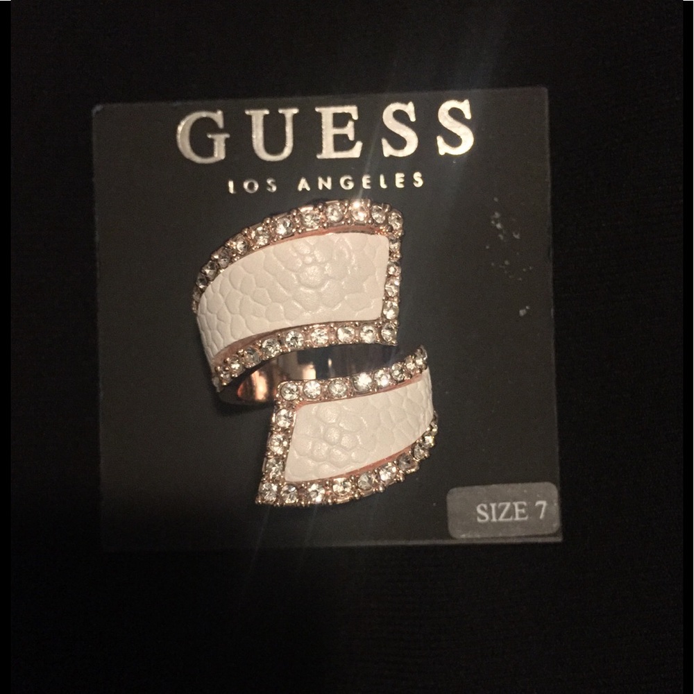 🔥 GUESS Faux Python Ring 🔥